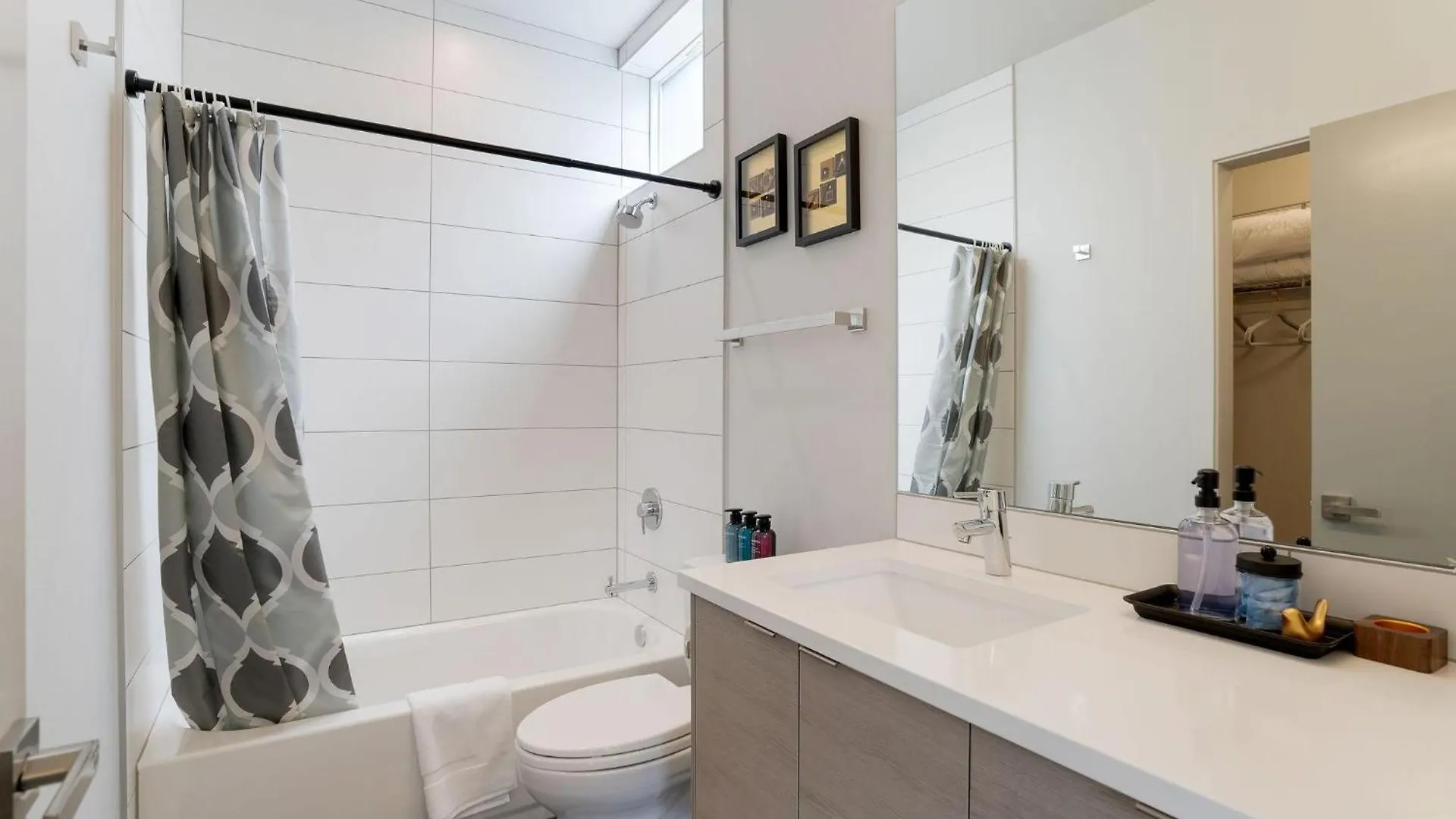 Holiday home Wallingford Place By Betterstay Seattle